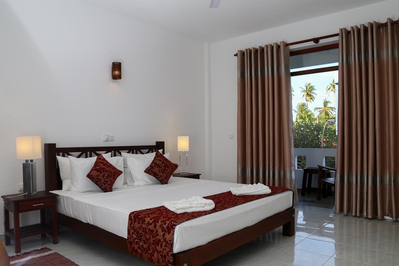 Hikka Regent Hotel Hikkaduwa Exterior foto
